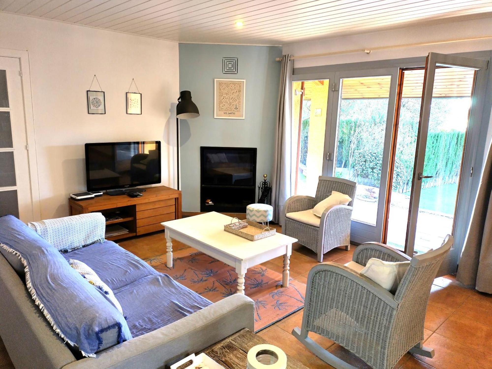 Casa Feliz Villa Sant Cebrià de Vallalta Екстериор снимка