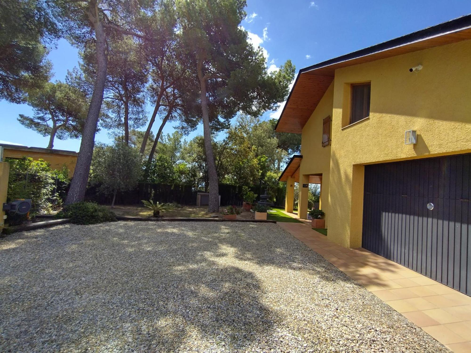 Casa Feliz Villa Sant Cebrià de Vallalta Екстериор снимка