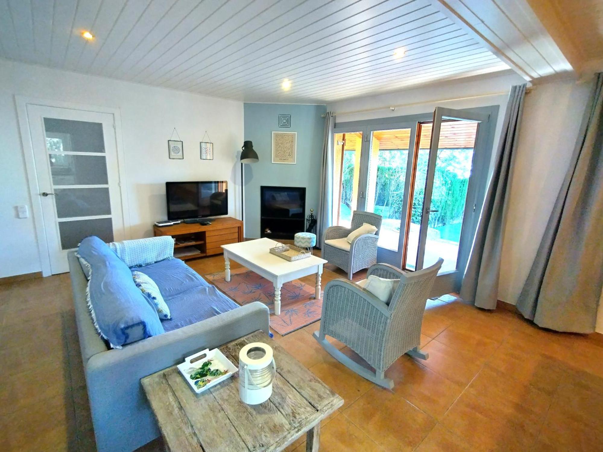 Casa Feliz Villa Sant Cebrià de Vallalta Екстериор снимка